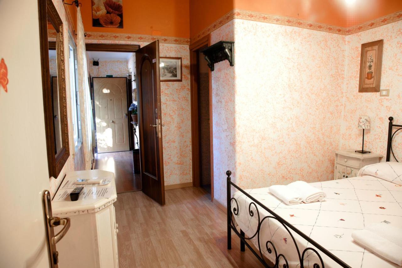 Hotel I Gerani Rossi Rom Exterior foto